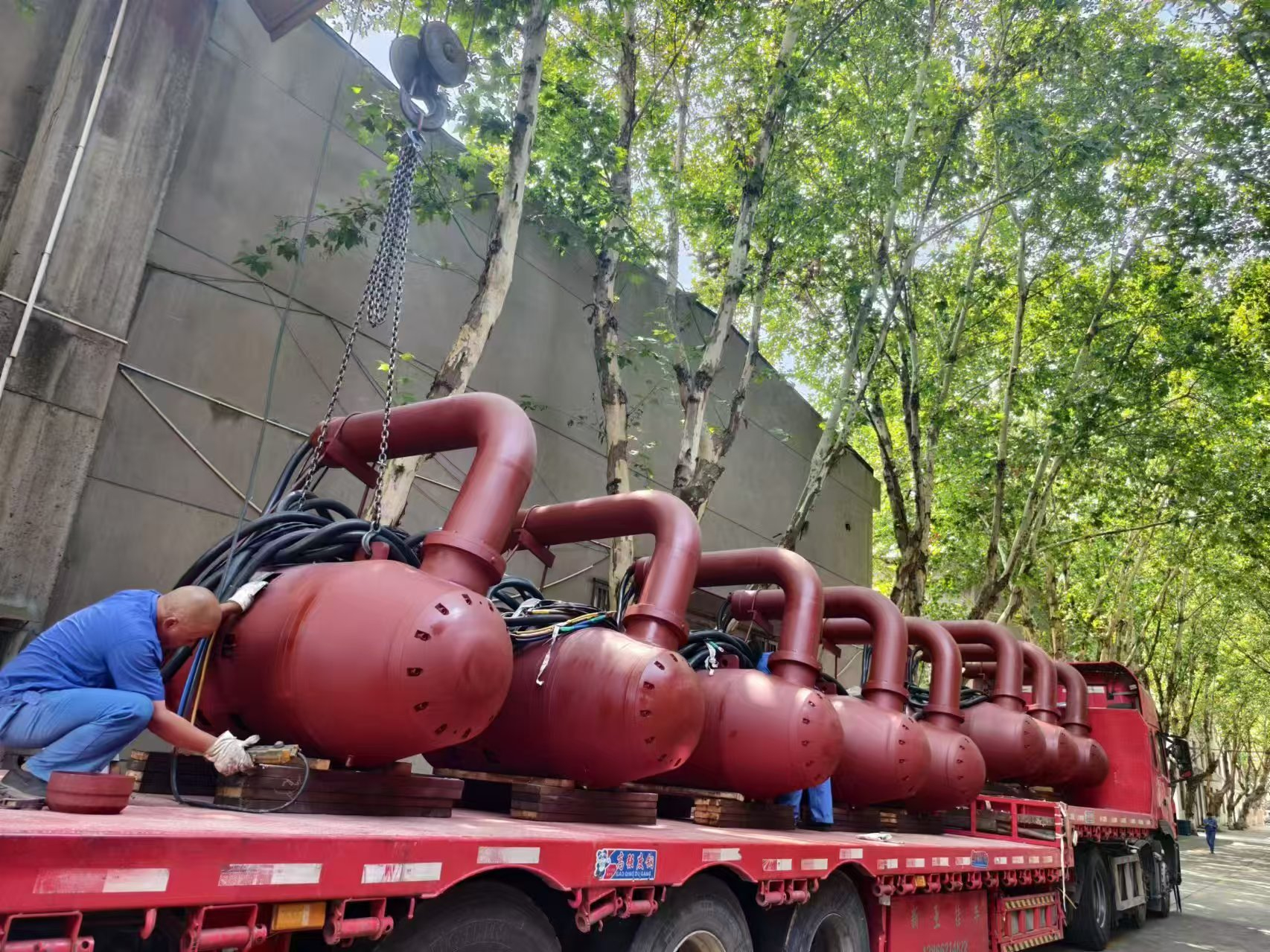 Submersible Motors-Unique Challenges and Engineering Solutions